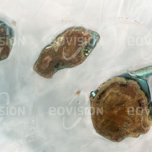 Das Satellitenbild "SALAR DE UYUNI - Bolivien" ist dem Bildband "WÜSTEN - Lebensraum der Extreme" entnommen. Bildbeschreibung: Zu diesem Bild gibt es keine Bildbeschreibung
