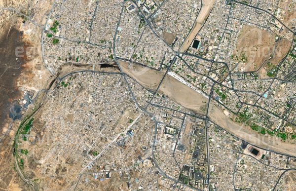 Das Satellitenbild "TAMANRASSET - Algerien" ist dem Bildband "WÜSTEN - Lebensraum der Extreme" entnommen. Bildbeschreibung: Zu diesem Bild gibt es keine Bildbeschreibung